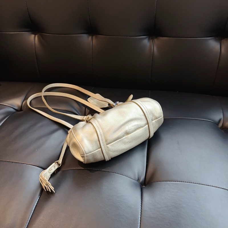 MiuMiu 芯片新款 香檳金 mini Joie雲朵包/餃子包 21*6.5*12.5  98新配件塵袋-4