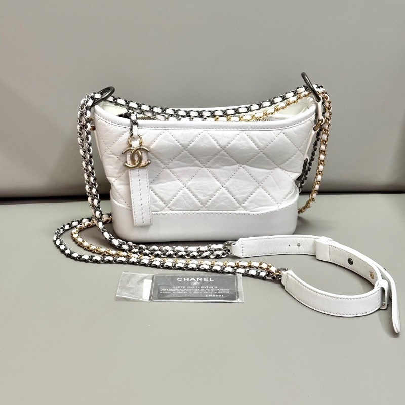 CHANEL白色小號流浪包 20*15*9 98新配件保卡塵袋-1