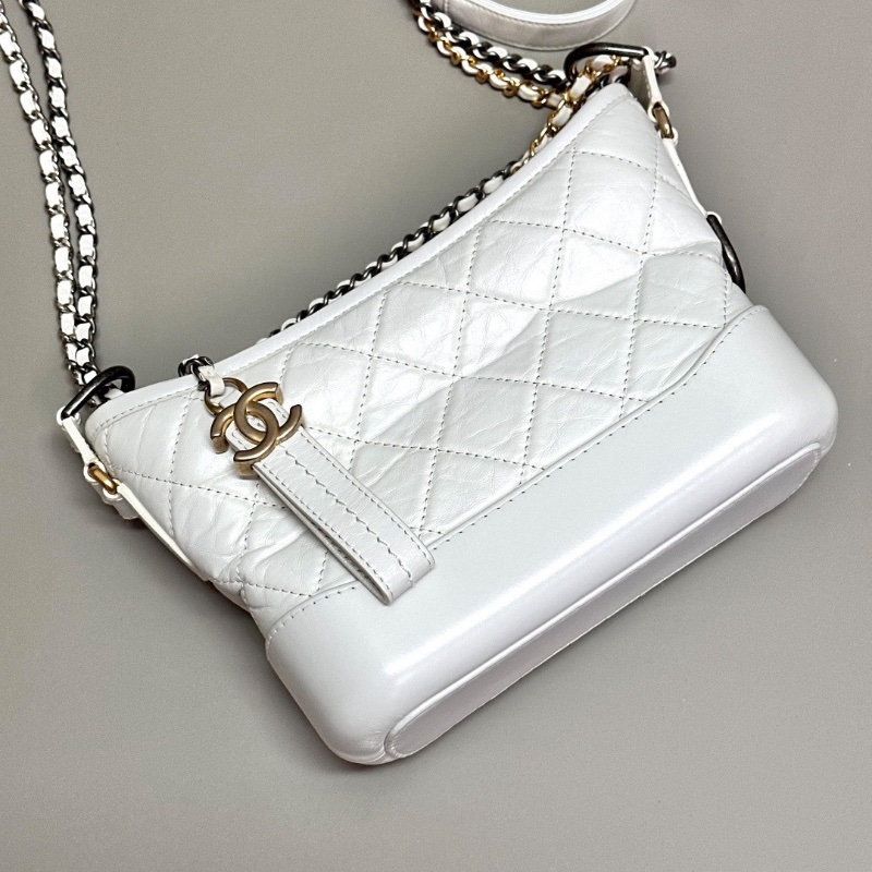 CHANEL白色小號流浪包 20*15*9 98新配件保卡塵袋-4