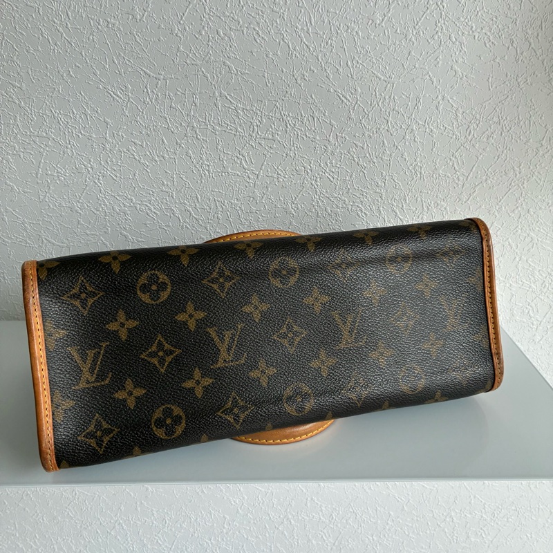 Lv 花紋橫式三角雙金球手提包👜-7