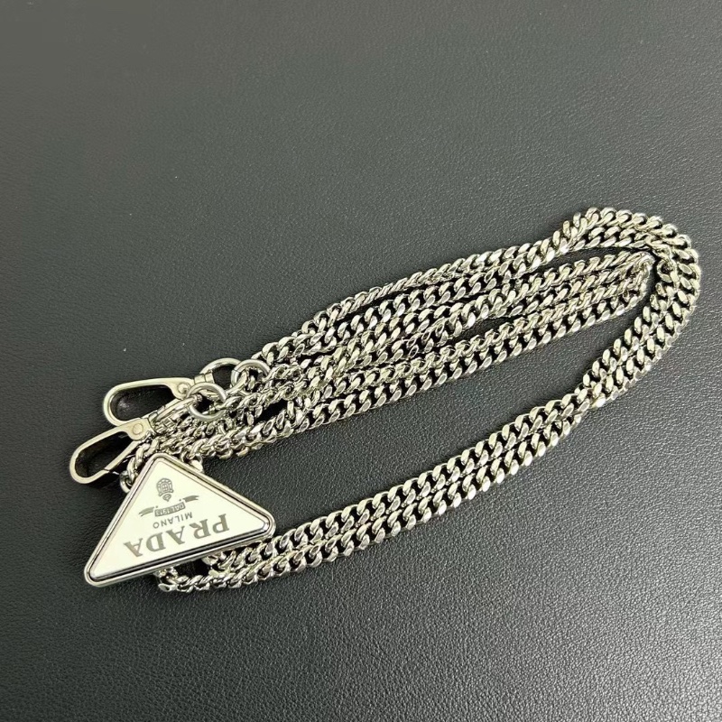 Prada 大三角標鏈條斜背包 芯片款9.5x17x35cm 98新鏈條塵袋-8