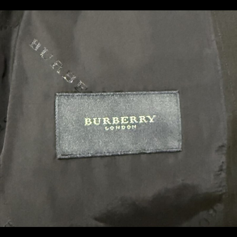 原價9萬8／L碼／Burberry 時尚男神成套西裝／100%羊毛-2