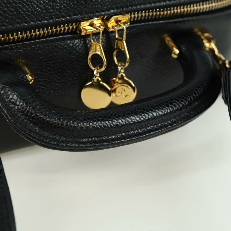 【日本直送】香奈兒 (CHANEL) 魚子醬皮雙肩包，黑色金色雙C標誌，兩用款，貨號 mr2050SAV-6