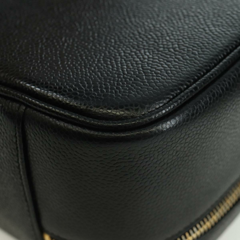 【日本直送】香奈兒 (CHANEL) 魚子醬皮雙肩包，黑色金色雙C標誌，兩用款，貨號 mr2050SAV-18