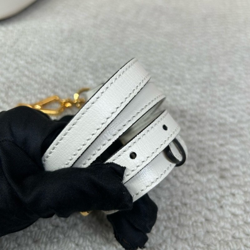 Gucci古馳1955白色老花馬銜扣馬鞍包 雙肩帶 可單肩可斜挎 上身超好看 經典復古又精緻 超級無敵百搭耐看 萬年經典不過時款-20