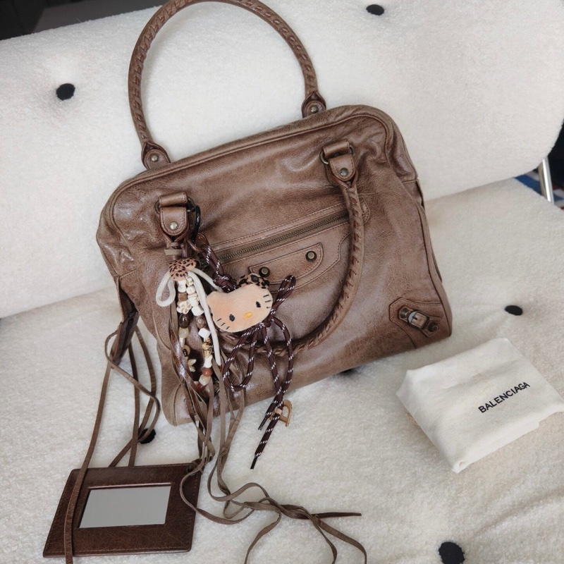 【廢土朋克風🏜️復古Miu系💫全網最低價】Balenciaga 巴黎世家 泰迪熊 公文包|機車包|單肩包-4