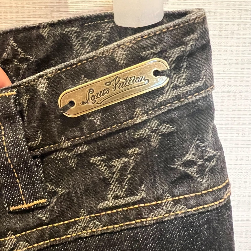 Lv牛仔褲36碼-5
