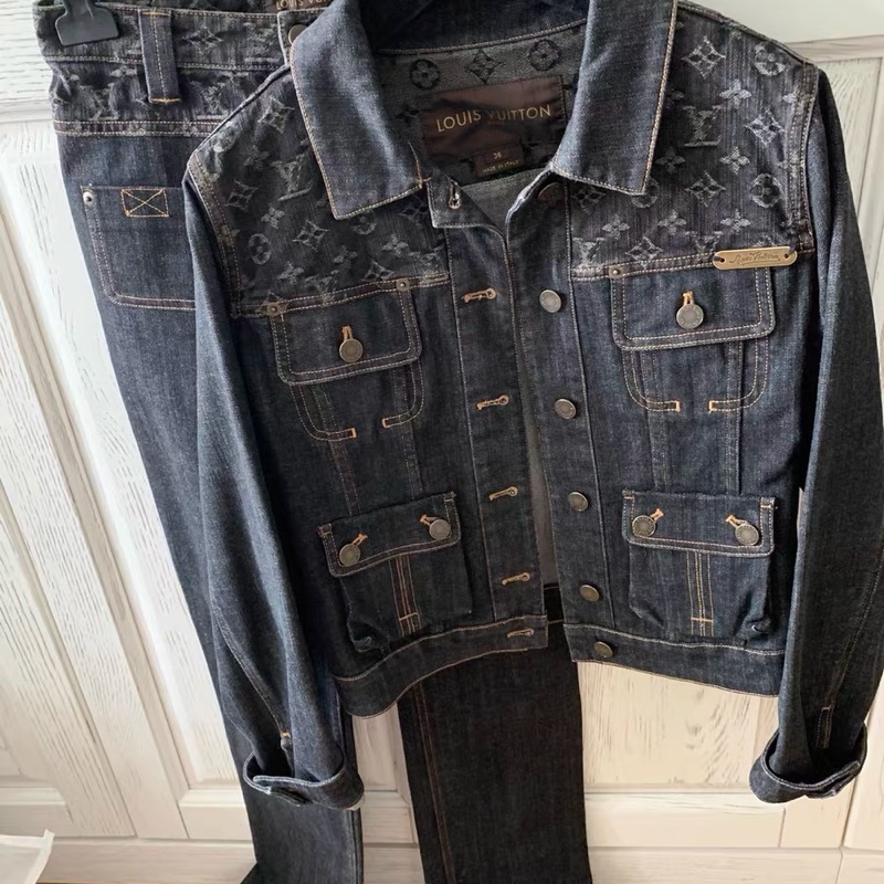 Lv牛仔套裝36碼-1