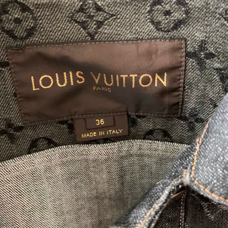 Lv牛仔套裝36碼-3