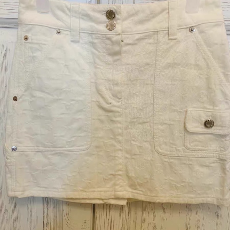 Lv老花白色短裙34碼-0