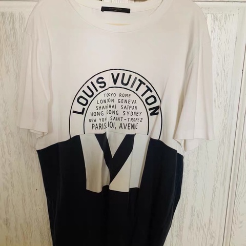 Lv短袖L碼