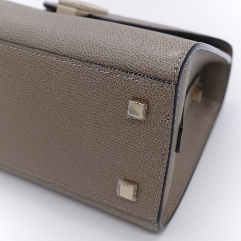 Valextra 瓦萊可斯特拉 Mini Iside 經典米色 杏色 小牛皮 手提包-9