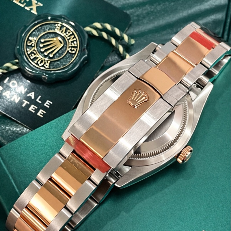 全新未使用-原廠膠膜未拆 ROLEX Datejust 36 | 永恆玫瑰金x 蠔式鋼 | 石灰色鑲鑽面盤 | 126201-4