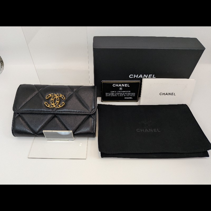 「98成新」Chanel 香奈兒19 中夾、皮夾、錢包-7