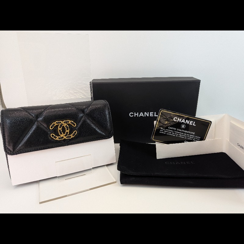 「98成新」Chanel 香奈兒19 中夾、皮夾、錢包-8