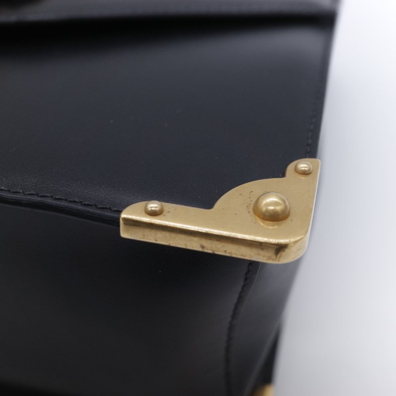 Prada 普拉達 Cahier 獅頭裝飾 復古黑 Saffiano 牛皮 肩背包 側背包-10