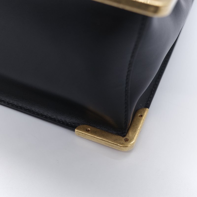 Prada 普拉達 Cahier 獅頭裝飾 復古黑 Saffiano 牛皮 肩背包 側背包-11