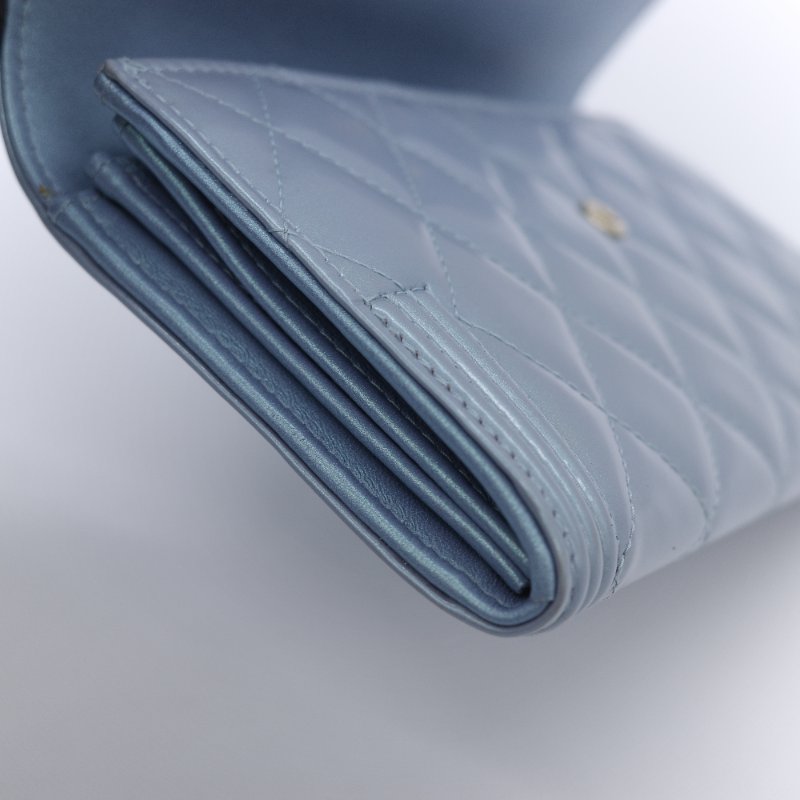 Chanel 香奈兒 Boy 淺藍紫色珍珠光澤 羊皮 長版翻蓋皮夾-7