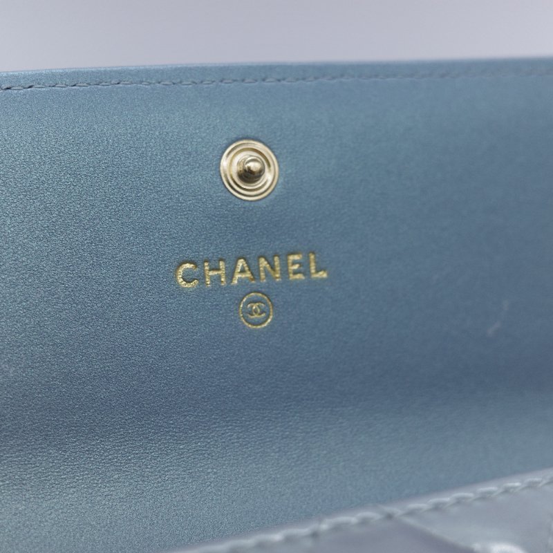 Chanel 香奈兒 Boy 淺藍紫色珍珠光澤 羊皮 長版翻蓋皮夾-9