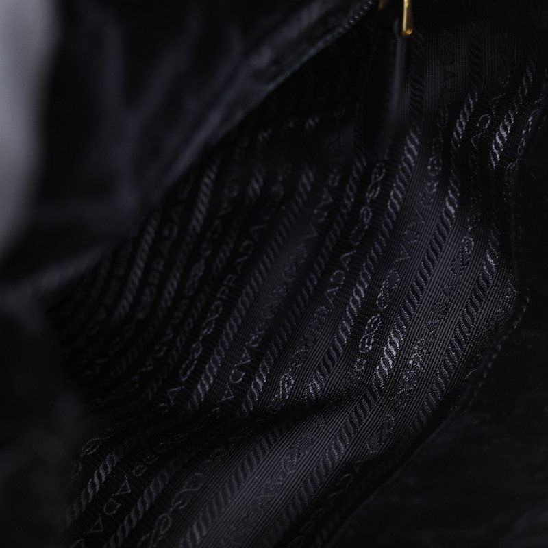 Prada 普拉達 Corsaire 黑色 天鵝絨 金屬環裝飾 後背包 雙肩包-28