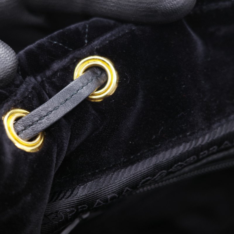 Prada 普拉達 Corsaire 黑色 天鵝絨 金屬環裝飾 後背包 雙肩包-29