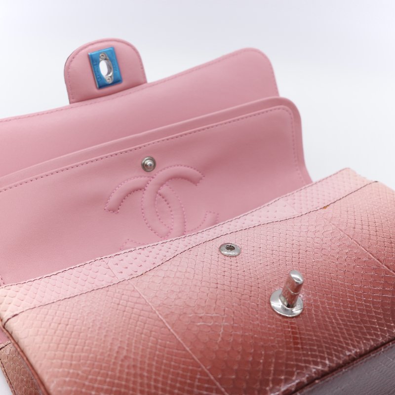 Chanel 香奈兒 經典翻蓋 粉紅漸層 蟒蛇皮 翻蓋包 肩背包-20