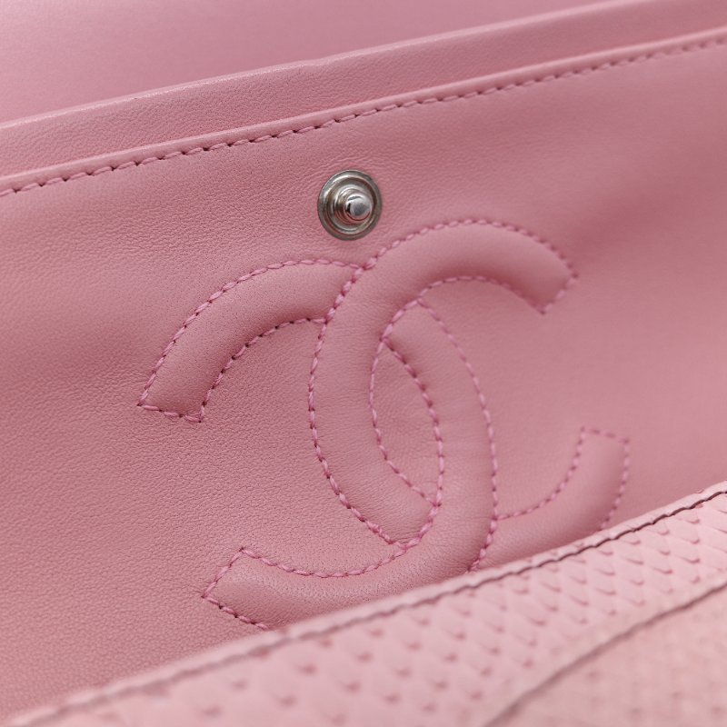 Chanel 香奈兒 經典翻蓋 粉紅漸層 蟒蛇皮 翻蓋包 肩背包-21