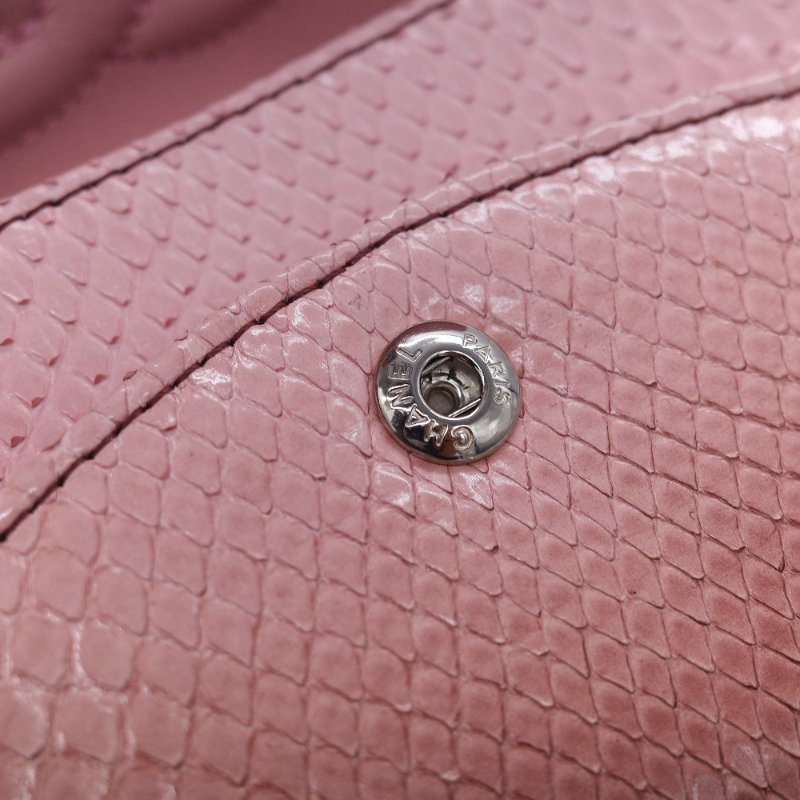 Chanel 香奈兒 經典翻蓋 粉紅漸層 蟒蛇皮 翻蓋包 肩背包-22