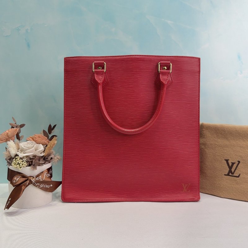 LV EPI Sac Plat PM紅色手提包-0