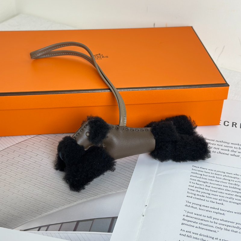 HERMES Budy charm狐狸犬 - 黑 / 巧克力 / 大象灰 W-0