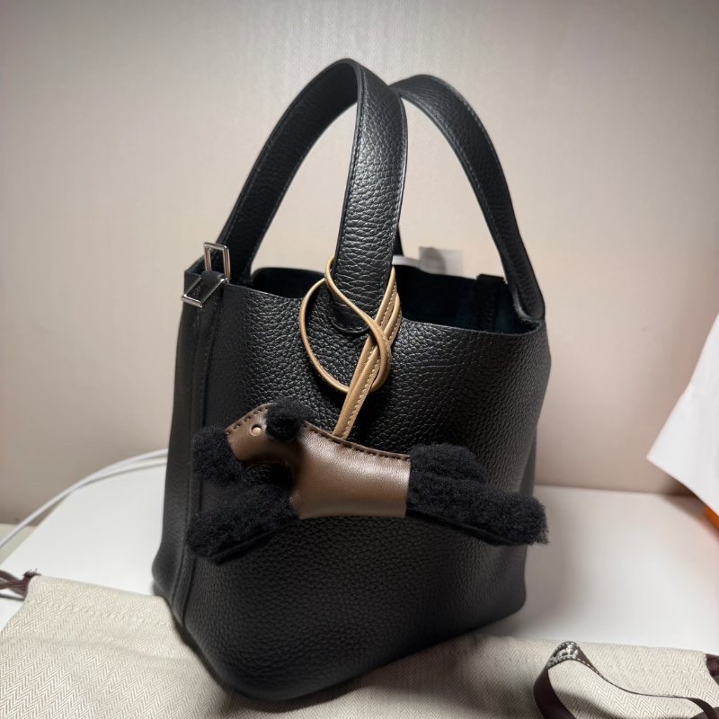 HERMES Budy charm狐狸犬 - 黑 / 巧克力 / 大象灰 W-10