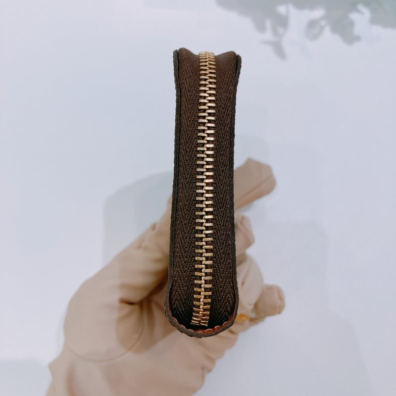 TW4758 Louis Vuitton 路易威登 拉鏈散錢包 經典花紋 Zippy Coin Purse M60067 Monogram Canvas Brown-3