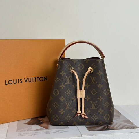 LOUIS VUITTON Neonoe BB 水桶包