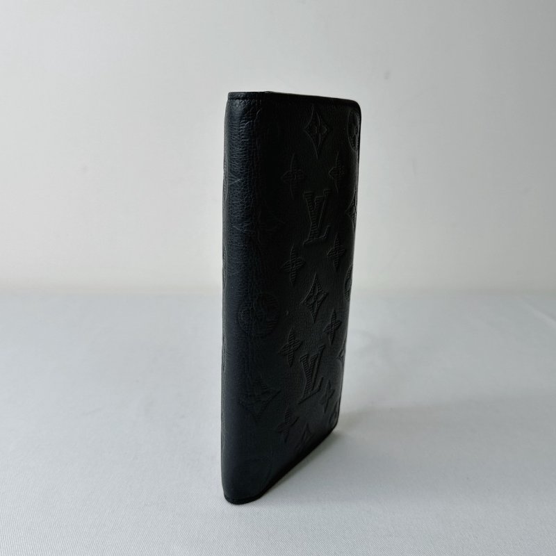 LV Brazza小牛皮壓紋對開長夾-5