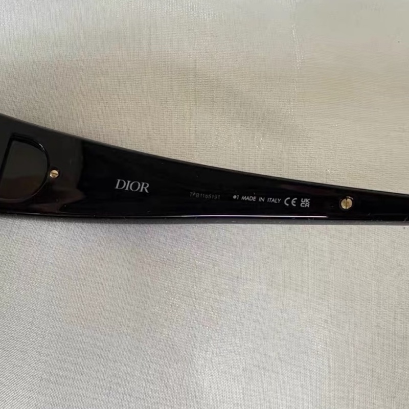 全新代購！Dior VeryDior 髮箍墨鏡 M1U-3