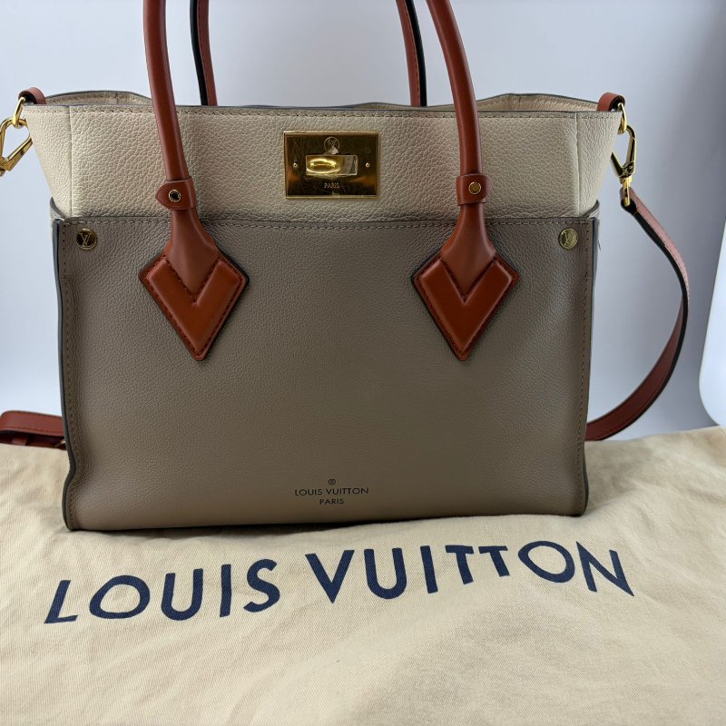Louis Vuitton On My Side 單肩包-0