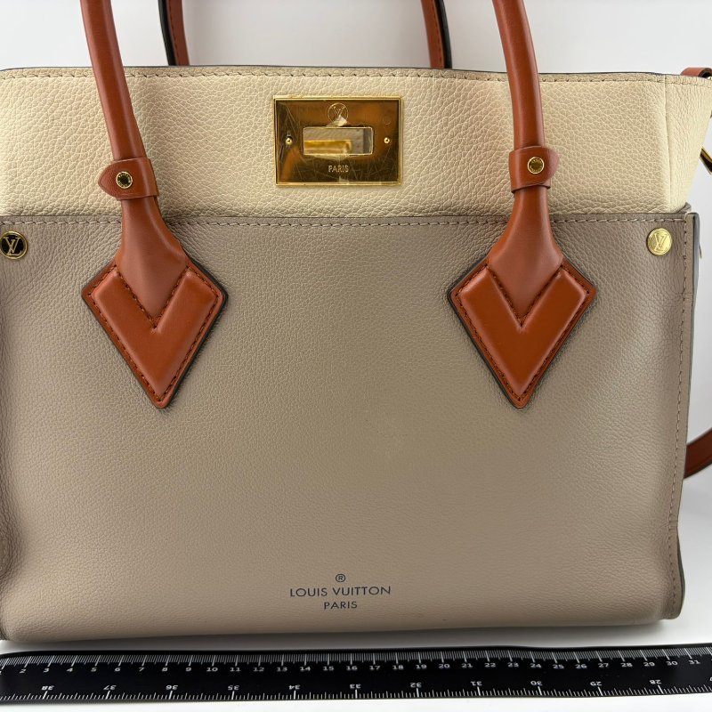 Louis Vuitton On My Side 單肩包-10