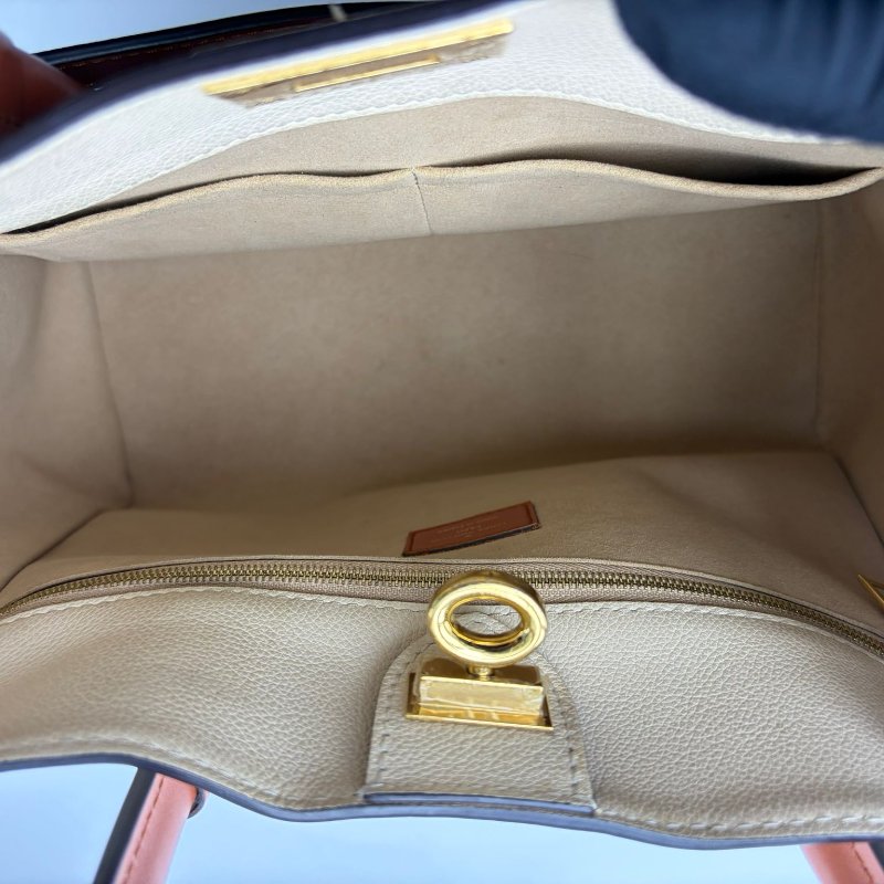 Louis Vuitton On My Side 單肩包-17