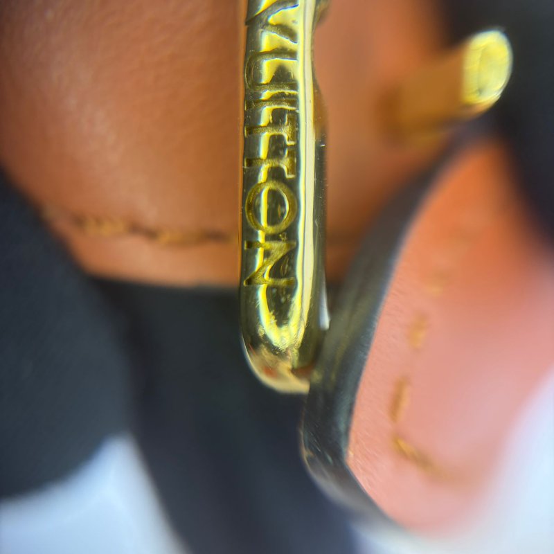 Louis Vuitton On My Side 單肩包-19