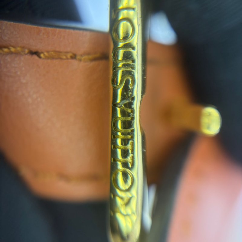 Louis Vuitton On My Side 單肩包-25