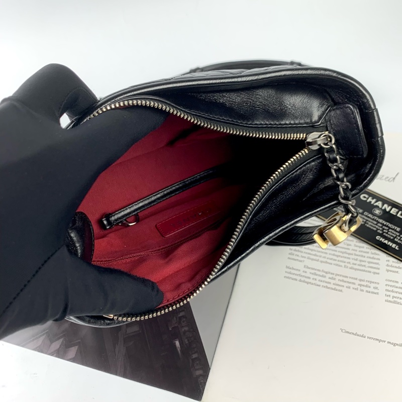 Chanel流浪包小號黑金 有防塵袋/保卡-9