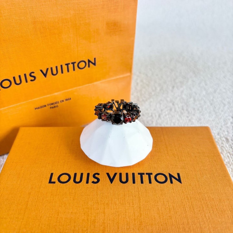 LV秀款黑水晶戒指 M碼  99新配件塵袋 盒子-5