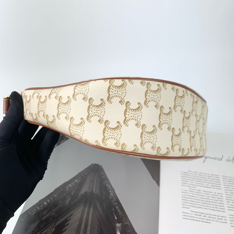 Celine腋下包白色🤍-6