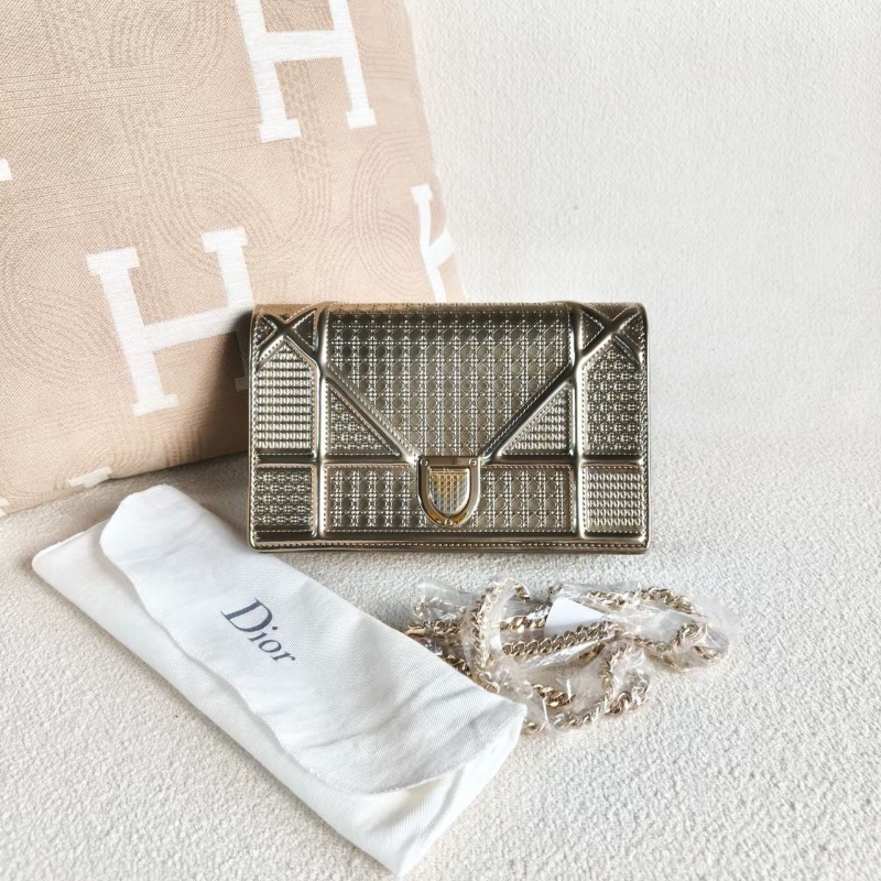 Dior Diorma Woc盾牌鏈條包 香檳金 牛皮19*12*4  98新配件鏈條 塵袋-1
