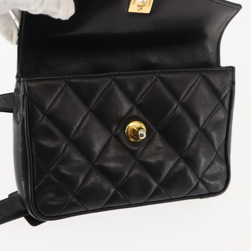 【日本直送】香奈兒 Matelasse 腰包 黑色 金色 CC 標誌 Auth 146618-18