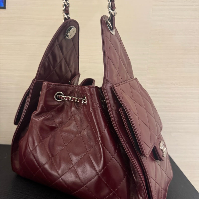 Chanel香奈兒26S油蠟皮銀扣酒紅色25Bag小號-5