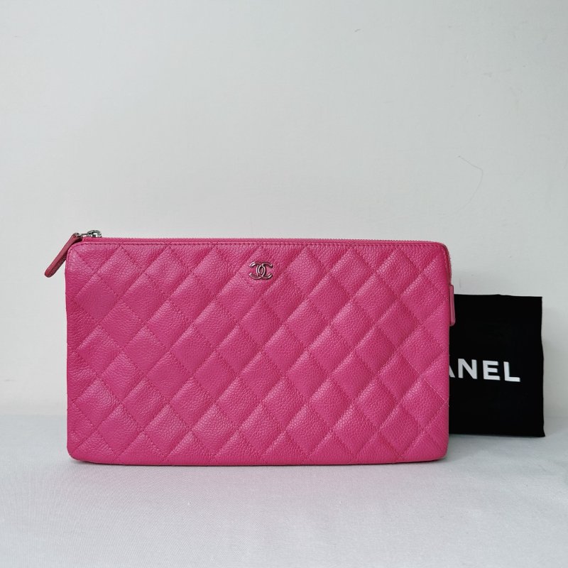 CHANEL 玫粉荔枝牛皮手拿包-0