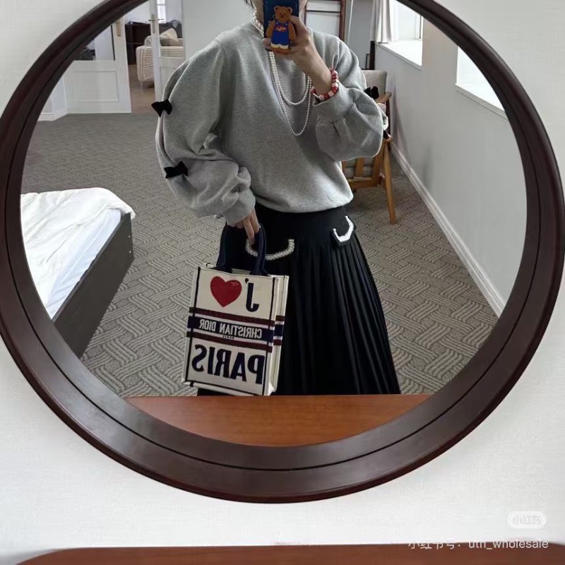 Dior愛心字母刺繡竪版BookTote情人節限定 20*26*6 98新配件塵袋-1