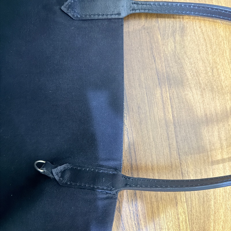 甜售私物🖤Givenchy小鹿班比 黑色 防刮牛皮 肩背 托特包 購物包 旅行包 通勤 上學-20