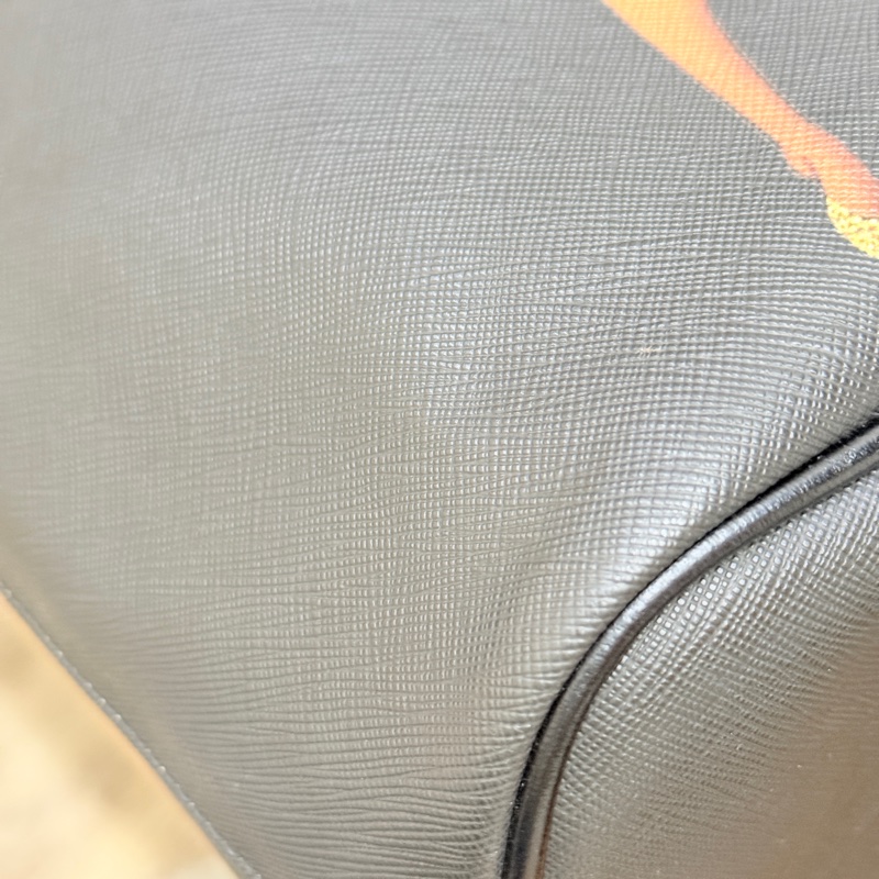 甜售私物🖤Givenchy小鹿班比 黑色 防刮牛皮 肩背 托特包 購物包 旅行包 通勤 上學-32